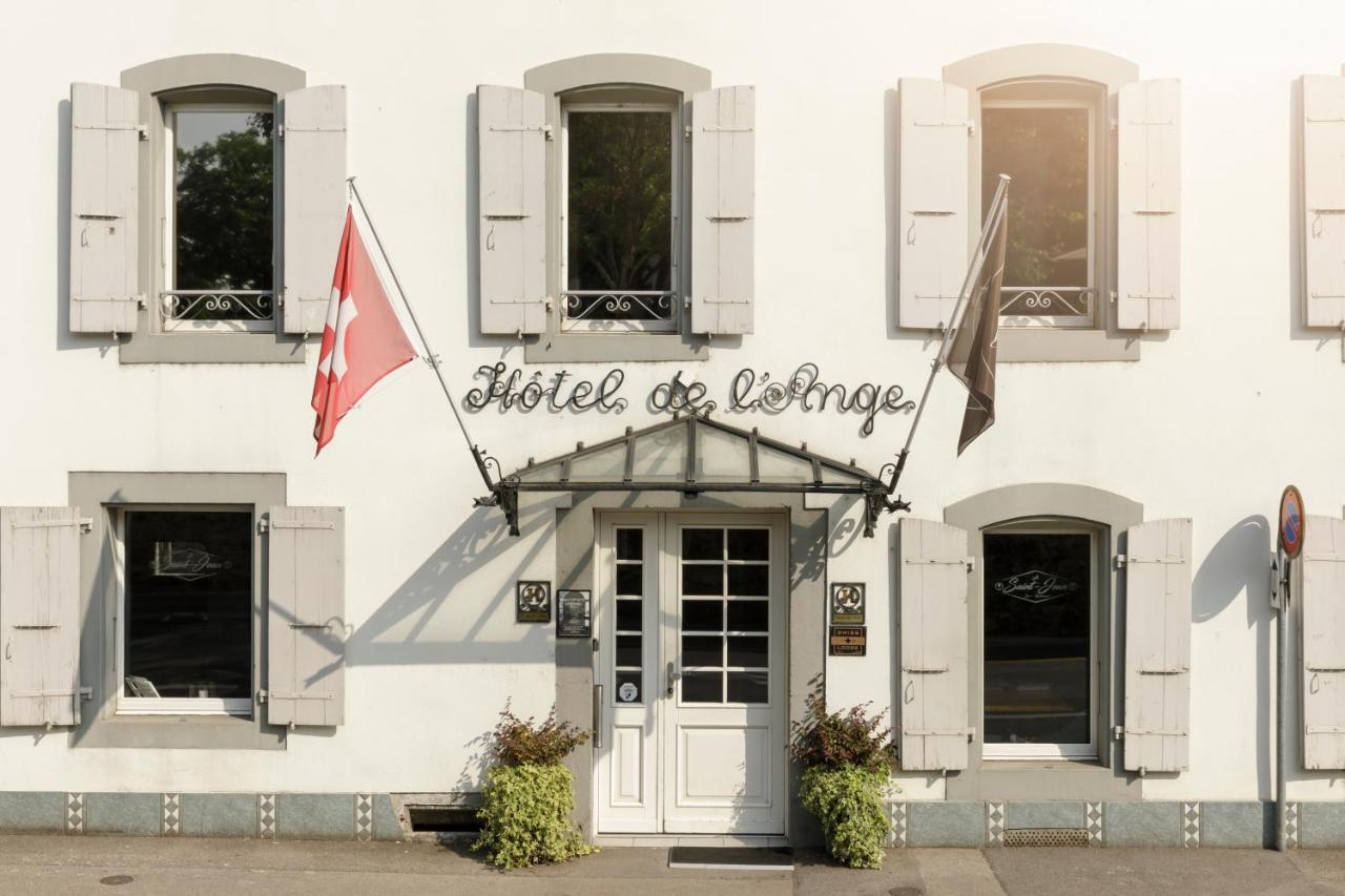 De L'ange Hotel 3*